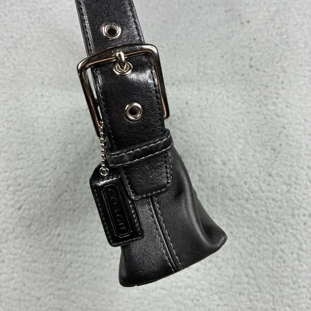 Vintage Coach Hamptons Demi 7461 Black Leather Baguette Shoulder Bag Y2K